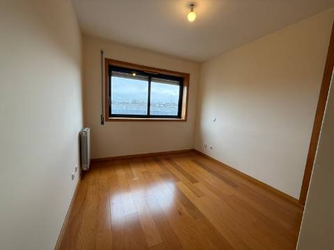 Apartamento T3 Venda em São Mamede de Infesta e Senhora da Hora,Matosinhos