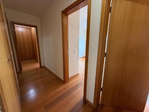 Apartamento T3 Venda em São Mamede de Infesta e Senhora da Hora,Matosinhos