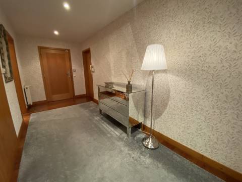 Apartamento T4 Venda em Matosinhos e Leça da Palmeira,Matosinhos