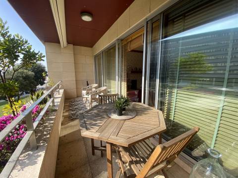 Apartamento T4 Venda em Matosinhos e Leça da Palmeira,Matosinhos