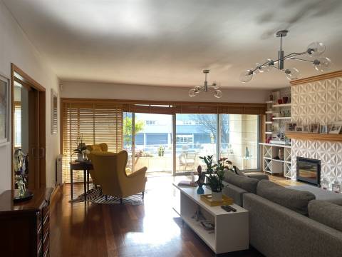 Apartamento T4 Venda em Matosinhos e Leça da Palmeira,Matosinhos