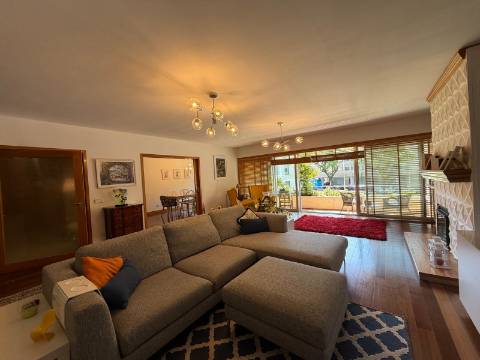 Apartamento T4 Venda em Matosinhos e Leça da Palmeira,Matosinhos