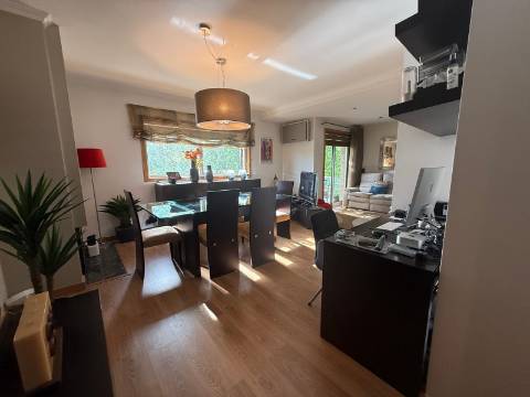 Apartamento T3 Venda em Cidade da Maia,Maia
