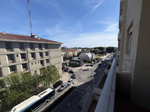 Apartamento T4 Venda em Matosinhos e Leça da Palmeira,Matosinhos