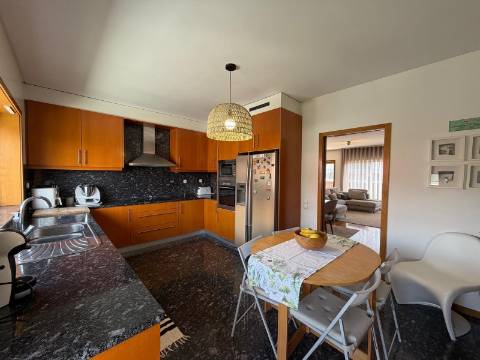 Apartamento T4 Venda em Milheirós,Maia