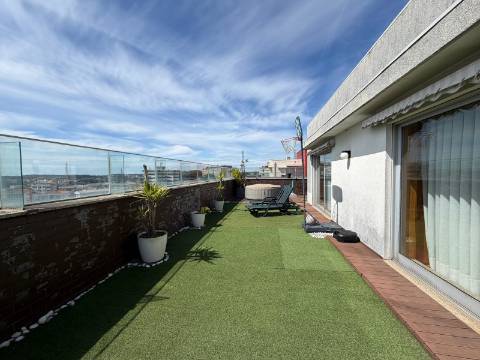 Apartamento T4 Venda em Milheirós,Maia