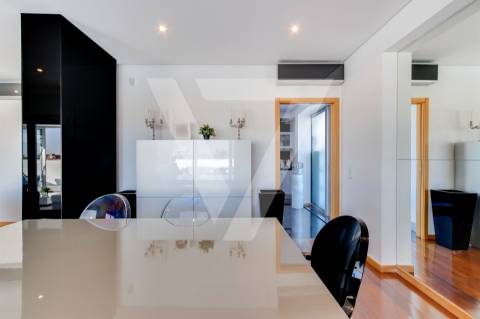 Penthouse T4 á Venda no Porto - Maia - Pedrouços.