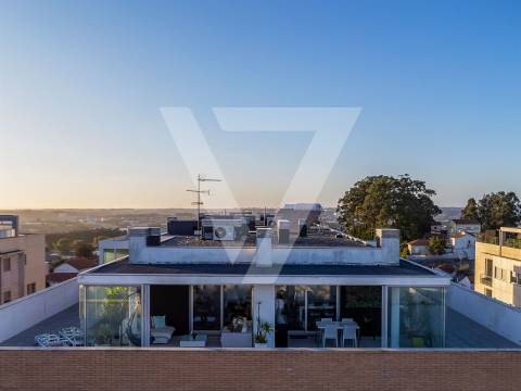 Penthouse T4 á Venda no Porto - Maia - Pedrouços.