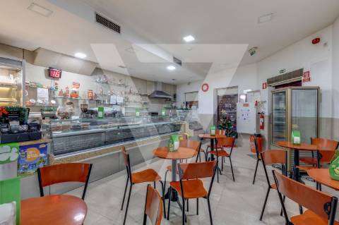 Cessão de quotas - Pão Quente  - Jogos Da Santa Casa - Campanhã - Porto