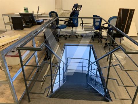 Armazém à Venda em Ermesinde - Valongo.