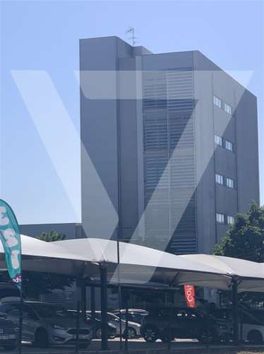 Loja/Escritório à Venda em Ermesinde - Valongo