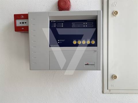 Loja à Venda junto ao metro - Matosinhos Sul.