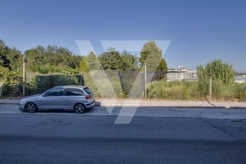 Terreno Para Construção à Venda em Vila Nova de Gaia - Pedroso.