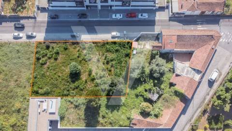 Terreno Para Construção à Venda em Vila Nova de Gaia - Pedroso.