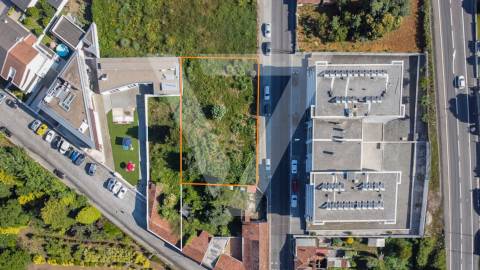 Terreno Para Construção à Venda em Vila Nova de Gaia - Pedroso.