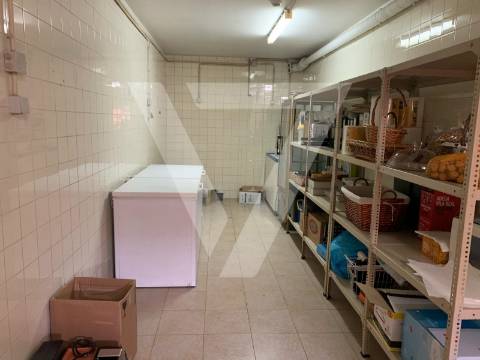 Espaço Comercial em São Caetano - Rio Tinto.