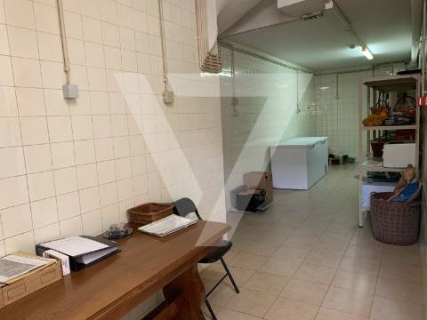 Espaço Comercial em São Caetano - Rio Tinto.