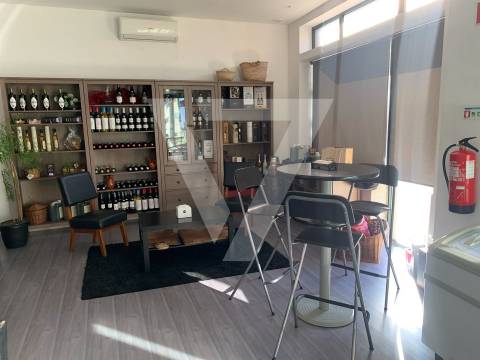 Espaço Comercial em São Caetano - Rio Tinto.