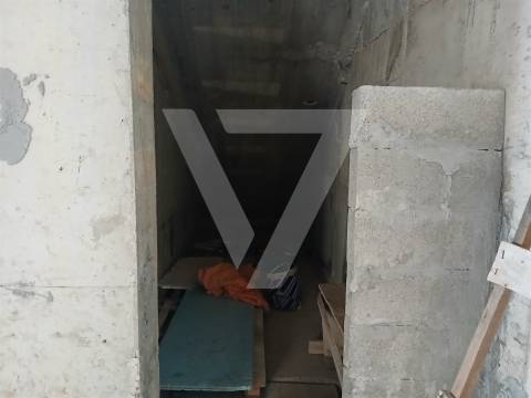 Espaço Comercial à Venda em Gondomar.