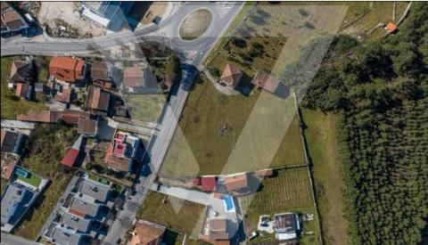 Terreno com PIP Aprovado Para Prédio/ Moradias - Chaves.