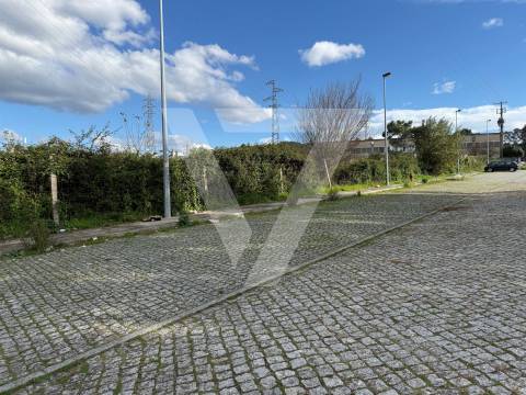Terreno Industrial Loteado à Venda em Fânzeres - Gondomar.