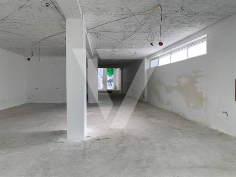 Loja/Escritório para Arrendamento junto ao metro - Matosinhos Sul.