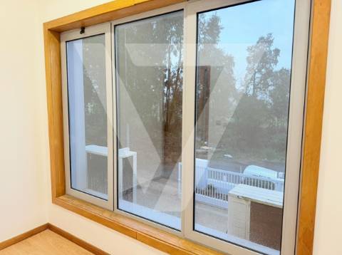 Escritório para arrendamento em Gondomar - Zona Industrial