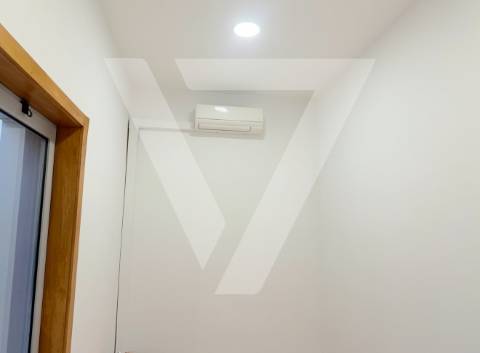 Escritório para arrendamento em Gondomar - Zona Industrial