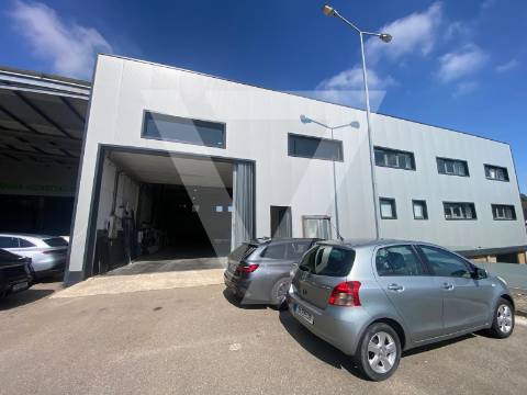 Armazém À Venda Zona Industrial de Baguim do Monte - Gondomar