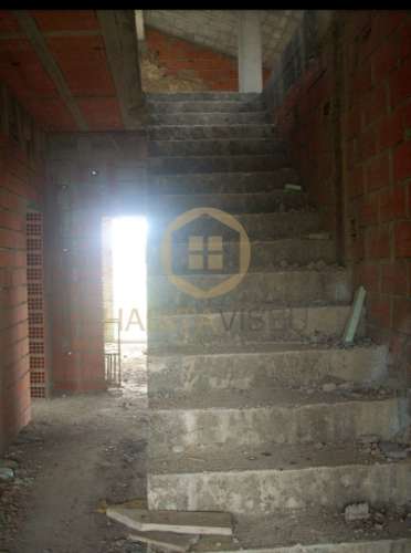 Moradia Rústica T3 Venda em Santar e Moreira,Nelas