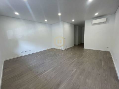 Apartamento T2 Arrendamento em Ranhados,Viseu
