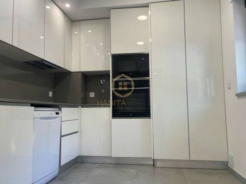 Apartamento T2 Arrendamento em Ranhados,Viseu