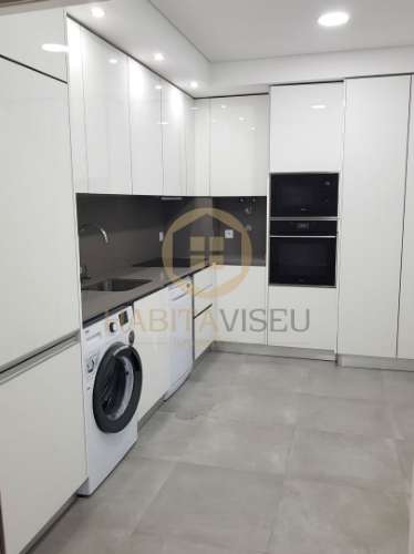 Apartamento T2 Arrendamento em Ranhados,Viseu