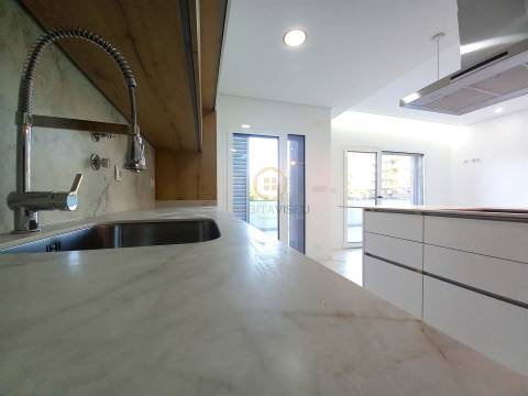 Apartamento T3 Venda em Repeses e São Salvador,Viseu