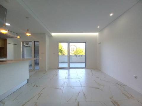 Apartamento T3 Venda em Repeses e São Salvador,Viseu