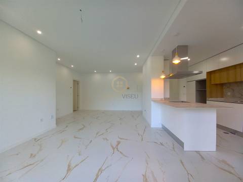 Apartamento T3 Venda em Repeses e São Salvador,Viseu