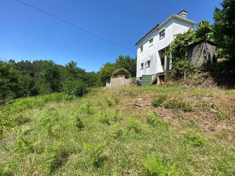 Moradia Isolada T2+1 Venda em Sul,São Pedro do Sul