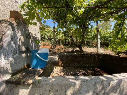 Moradia Isolada T2+1 Venda em Sul,São Pedro do Sul