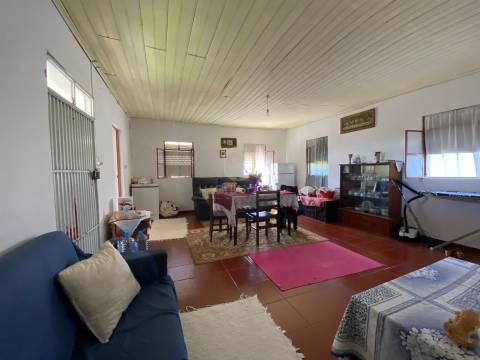 Moradia Isolada T2+1 Venda em Sul,São Pedro do Sul