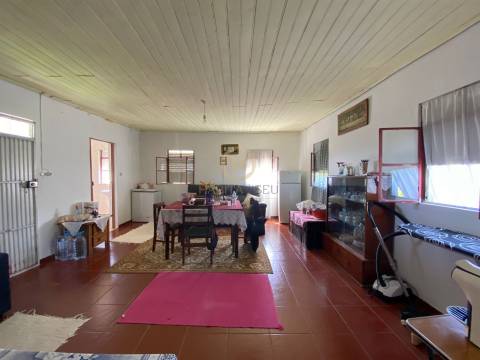 Moradia Isolada T2+1 Venda em Sul,São Pedro do Sul