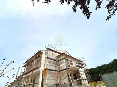 Moradia em Banda T3 Venda em Abraveses,Viseu