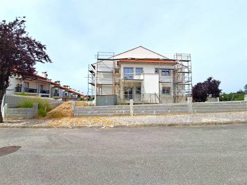 Moradia em Banda T3 Venda em Abraveses,Viseu