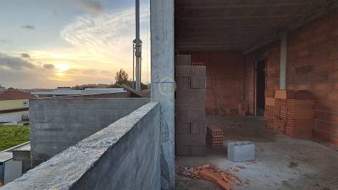 Moradia em Banda T4 Venda em Mundão,Viseu