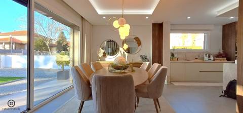 Moradia T5 de Luxo, Piscina e Jardim