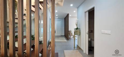 Moradia T5 de Luxo, Piscina e Jardim