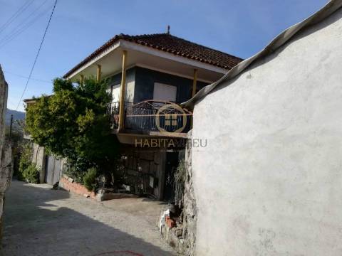 Moradia Devoluta T3 Venda em Queirã,Vouzela