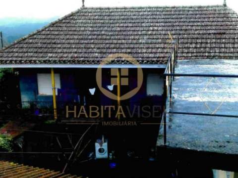 Moradia Devoluta T3 Venda em Queirã,Vouzela