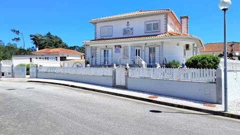 Moradia Isolada T5 Venda em Mangualde, Mesquitela e Cunha Alta,Mangualde