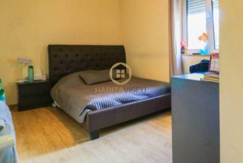 Apartamento T4 Venda em Viseu,Viseu