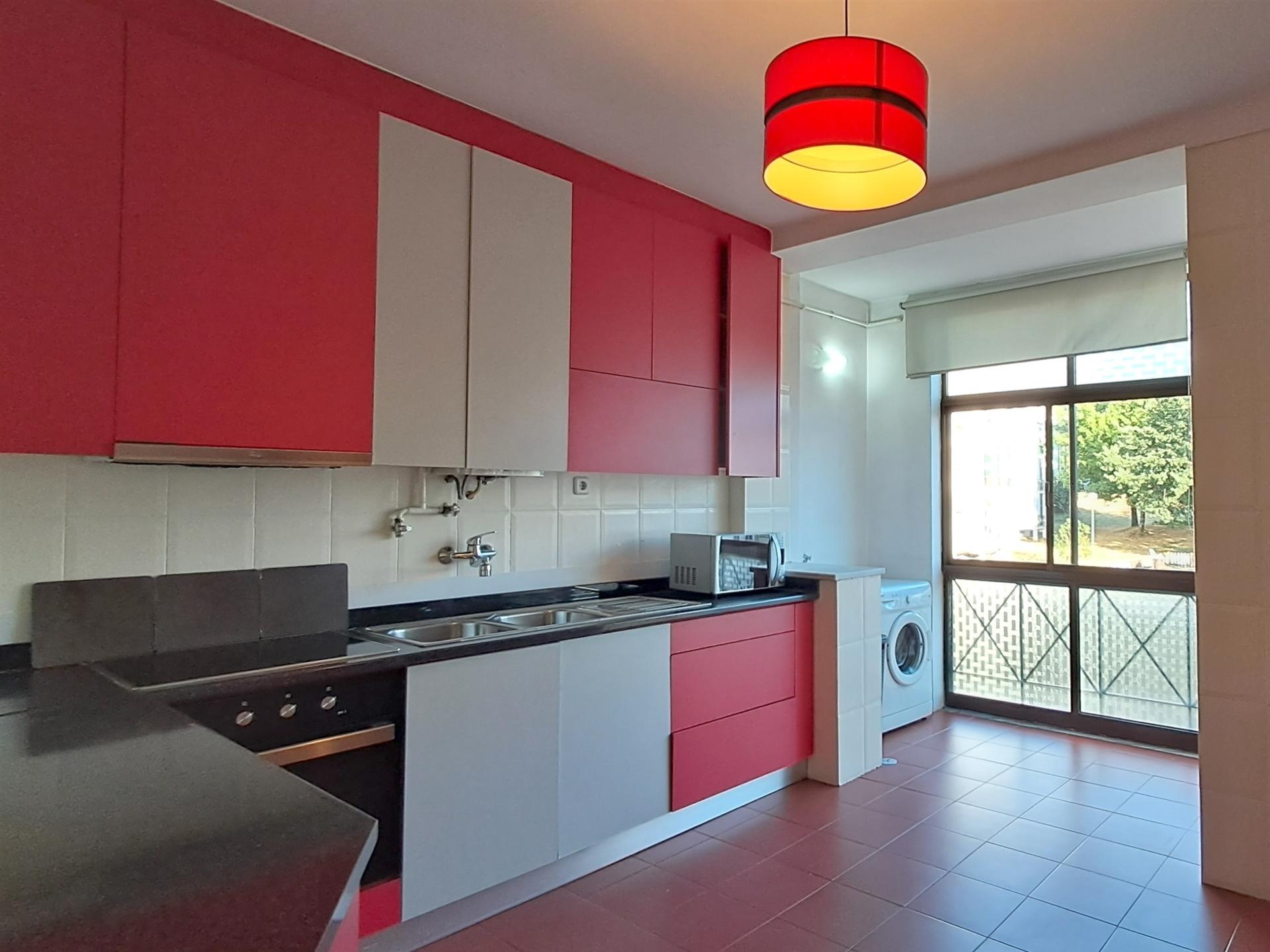 Apartamento T2 Arrendamento em Rio de Loba,Viseu